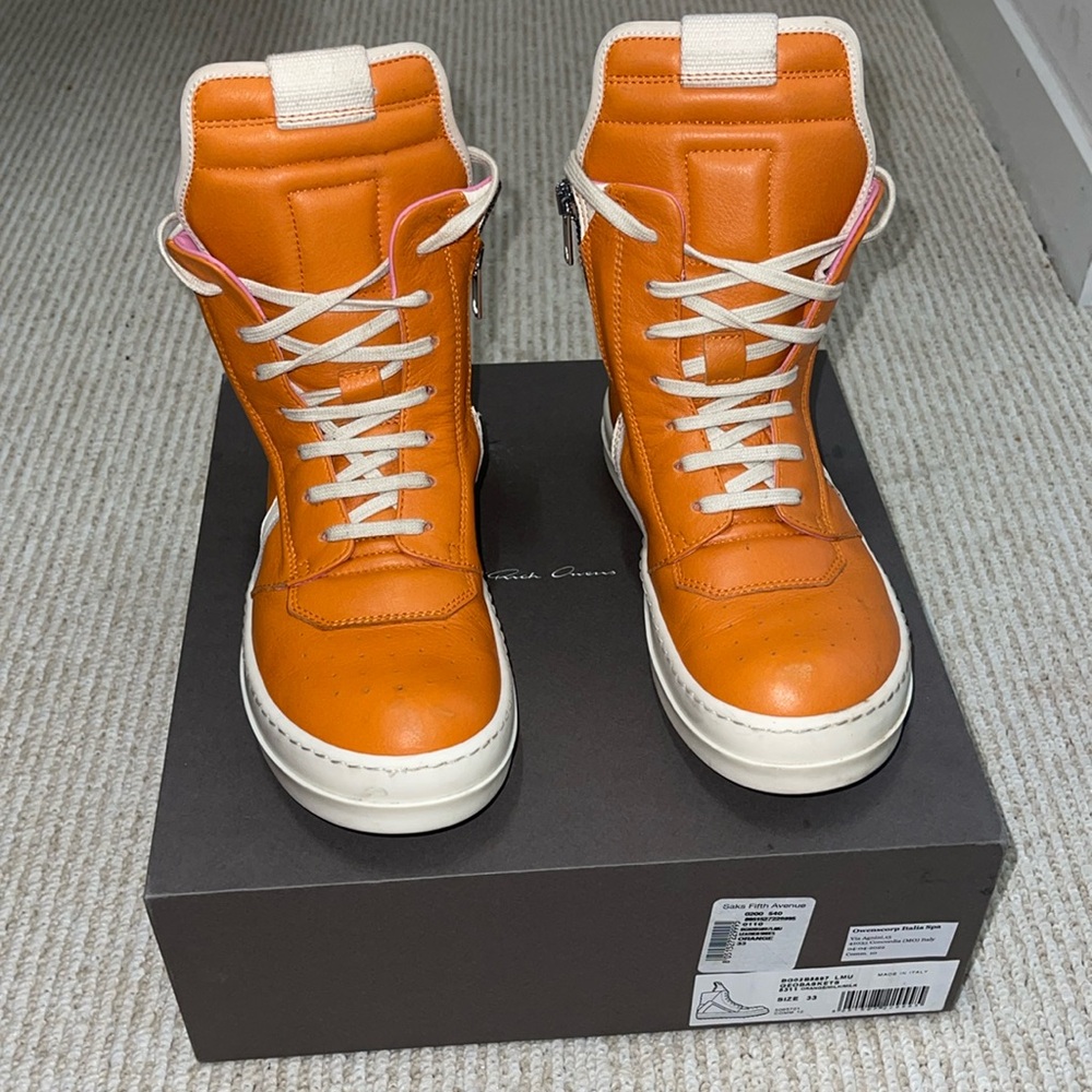 RICK OWENS BABYGEOKid's Geobasket Sneakers
33 Eu (1.5 Child Us)
Orange Milk